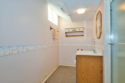 352 Moseley St, Elgin, IL 60123 photo 22