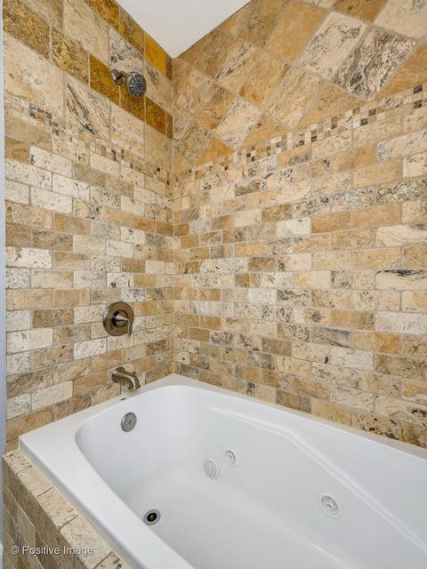 2643 N Oak Park Ave, Chicago, IL 60707 photo 19
