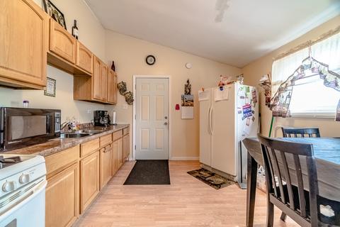 16641 Oxford Dr, Markham, IL 60428 photo 3