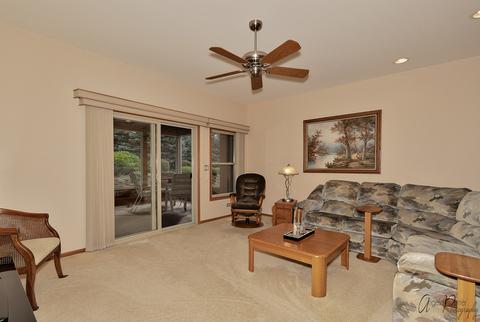 8606 Squirrel Dr, Spring Grove, IL 60081 photo 8