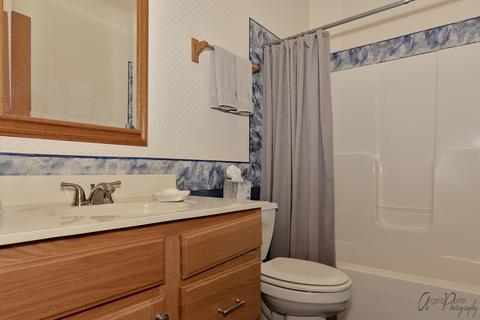 8606 Squirrel Dr, Spring Grove, IL 60081 photo 17