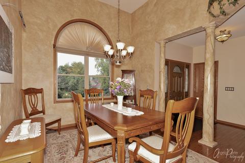 8606 Squirrel Dr, Spring Grove, IL 60081 photo 6