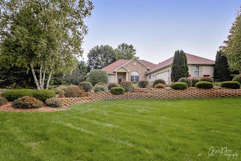 8606 Squirrel Dr, Spring Grove, IL 60081 photo 2