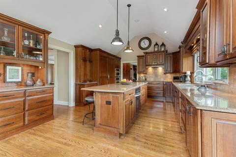 520 Christopher Dr, North Barrington, IL 60010 photo 9