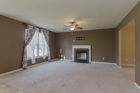 1001 Perry Ln, Normal, IL 61761 photo 10