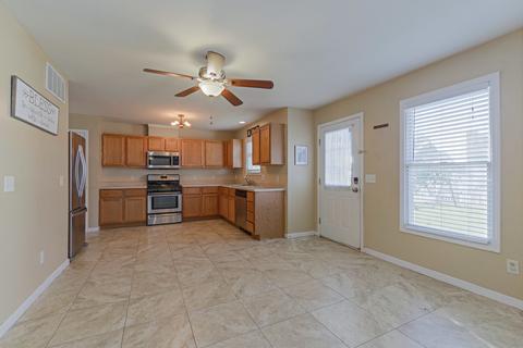 1001 Perry Ln, Normal, IL 61761 photo 13