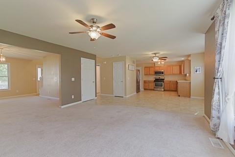 1001 Perry Ln, Normal, IL 61761 photo 12