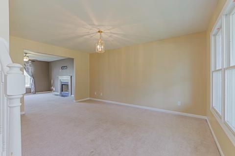1001 Perry Ln, Normal, IL 61761 photo 7