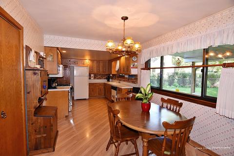 855 Martin Dr, Elgin, IL 60120 photo 5