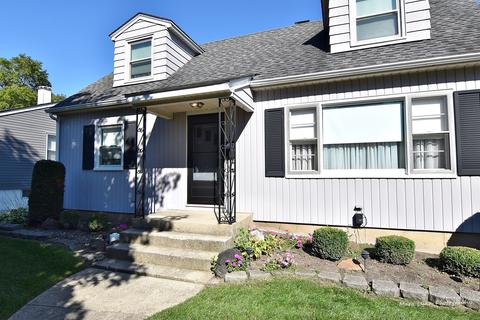 209 N Marion Ave, Bartlett, IL 60103 photo 17