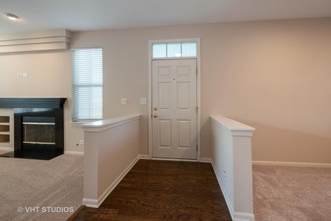 1069 Horizon Dr #C, Bartlett, IL 60103 photo 2