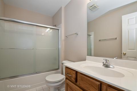 1069 Horizon Dr #C, Bartlett, IL 60103 photo 14