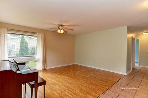 36 Hampton Rd, Montgomery, IL 60538 photo 4