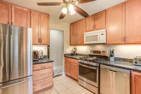 807 E Irving Park Rd, Itasca, IL 60143 photo 5