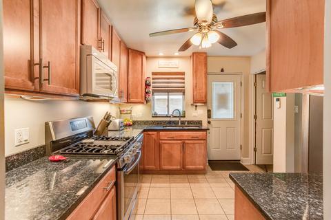 807 E Irving Park Rd, Itasca, IL 60143 photo 4