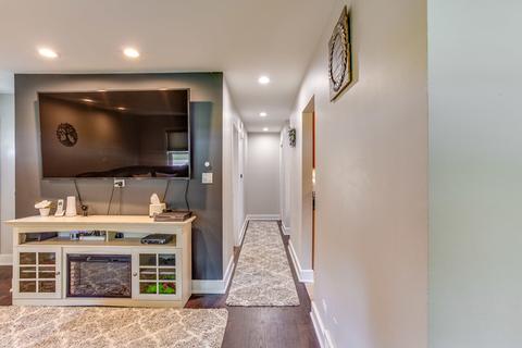 807 E Irving Park Rd, Itasca, IL 60143 photo 12