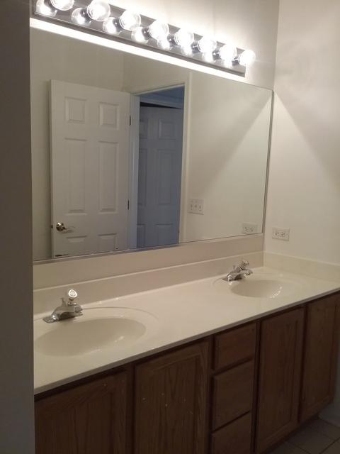 631 Prestwick Ln, Wheeling, IL 60090 photo 9