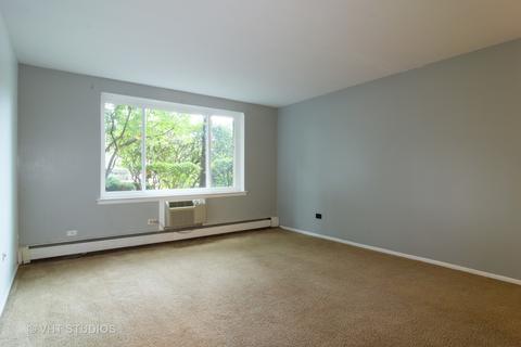 1500 Robin Cir #111, Hoffman Estates, IL 60169 photo 2