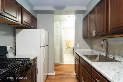 1500 Robin Cir #111, Hoffman Estates, IL 60169 photo 3