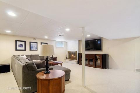 1100 W Pendleton Pl, Mount Prospect, IL 60056 photo 14