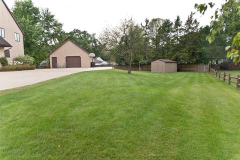 3945 Dixon Dr, Morris, IL 60450 photo 5