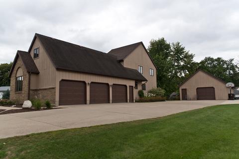 3945 Dixon Dr, Morris, IL 60450 photo 4