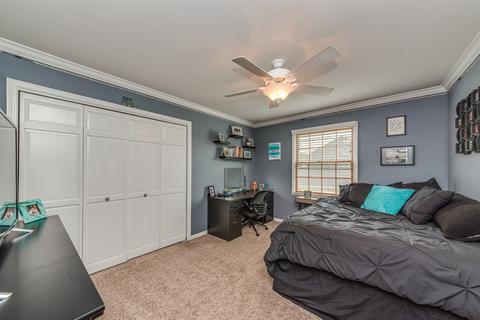 1957 Chatham Dr, Wheaton, IL 60189 photo 18