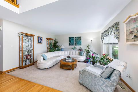 16424 Hidden River Cir, Plainfield, IL 60586 photo 3