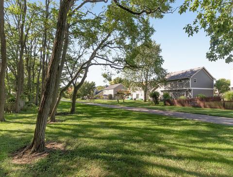 175 Meadowview Ln, Aurora, IL 60502 photo 8
