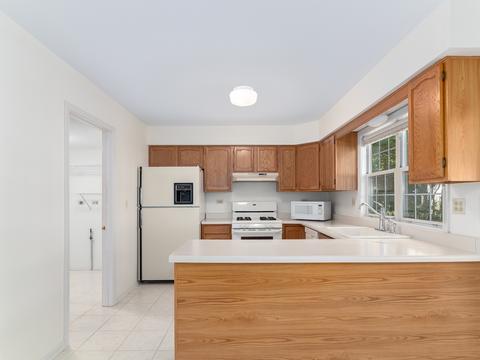 175 Meadowview Ln, Aurora, IL 60502 photo 23
