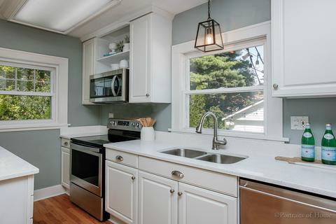 1013 E Willow Ave, Wheaton, IL 60187 photo 5