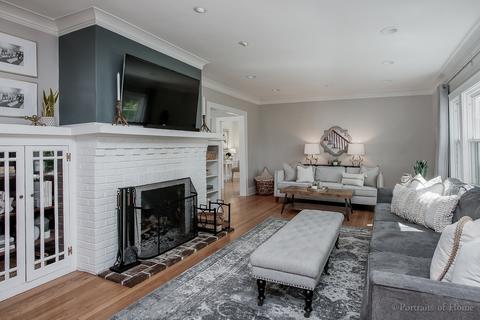 1013 E Willow Ave, Wheaton, IL 60187 photo 2