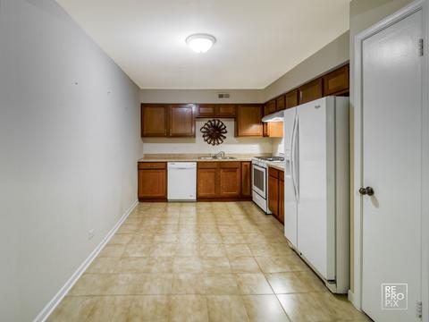 1430 Sandstone Dr #213, Wheeling, IL 60090 photo 8
