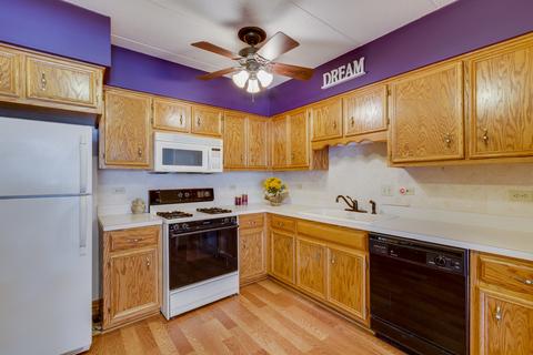13434 E Circle Dr #402, Crestwood, IL 60445 photo 3