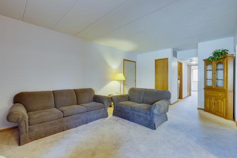 13434 E Circle Dr #402, Crestwood, IL 60445 photo 8