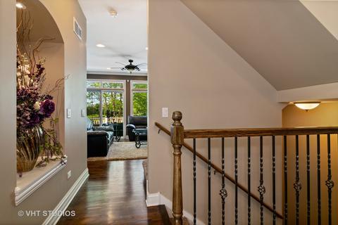 174 Partridge Ln, Bartlett, IL 60103 photo 2