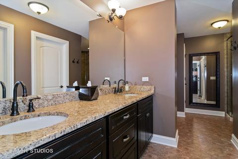 174 Partridge Ln, Bartlett, IL 60103 photo 11