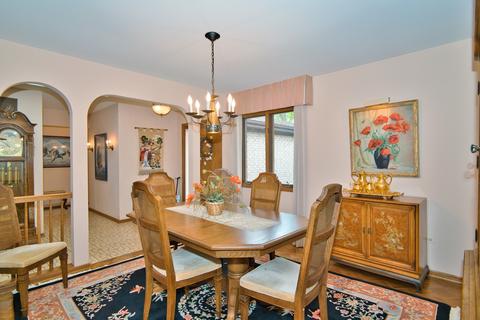 2712 Maynard Dr, Glenview, IL 60025 photo 5