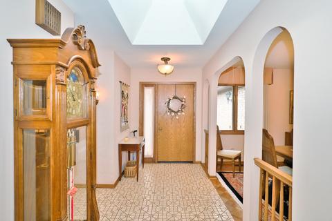 2712 Maynard Dr, Glenview, IL 60025 photo 4