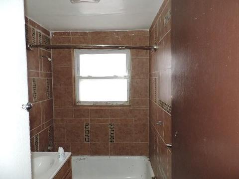 2406 E 99th St, Chicago, IL 60617 photo 10