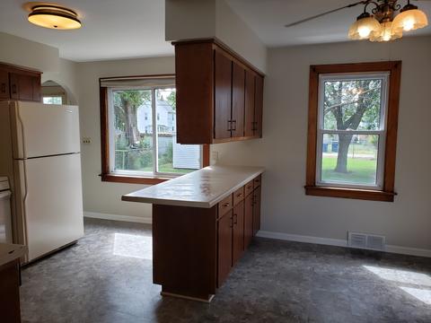 640 Henry St, Kankakee, IL 60901 photo 8