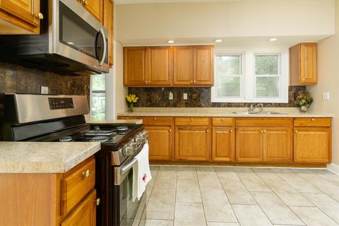 507 Raymond St, Elgin, IL 60120 photo 12
