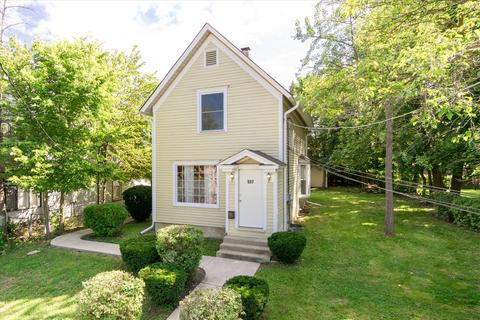 507 Raymond St, Elgin, IL 60120 photo 1