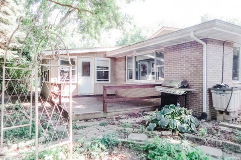 7 Bellamy Ct, Champaign, IL 61821 photo 6