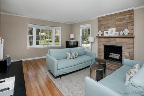 1107 Harrison Ave, Wheaton, IL 60187 photo 4