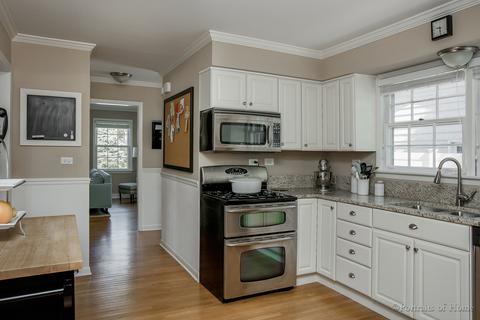 1107 Harrison Ave, Wheaton, IL 60187 photo 7