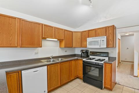 829 Casey Ln, Harvard, IL 60033 photo 8