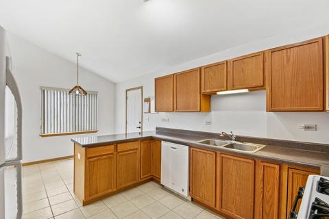 829 Casey Ln, Harvard, IL 60033 photo 9