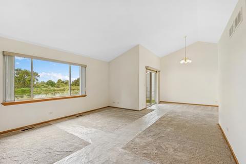 829 Casey Ln, Harvard, IL 60033 photo 6