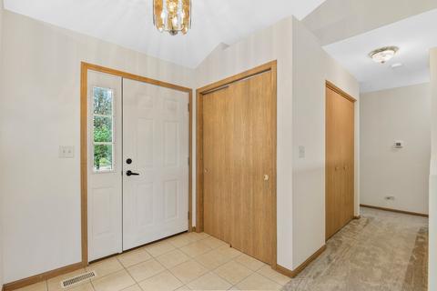 829 Casey Ln, Harvard, IL 60033 photo 4